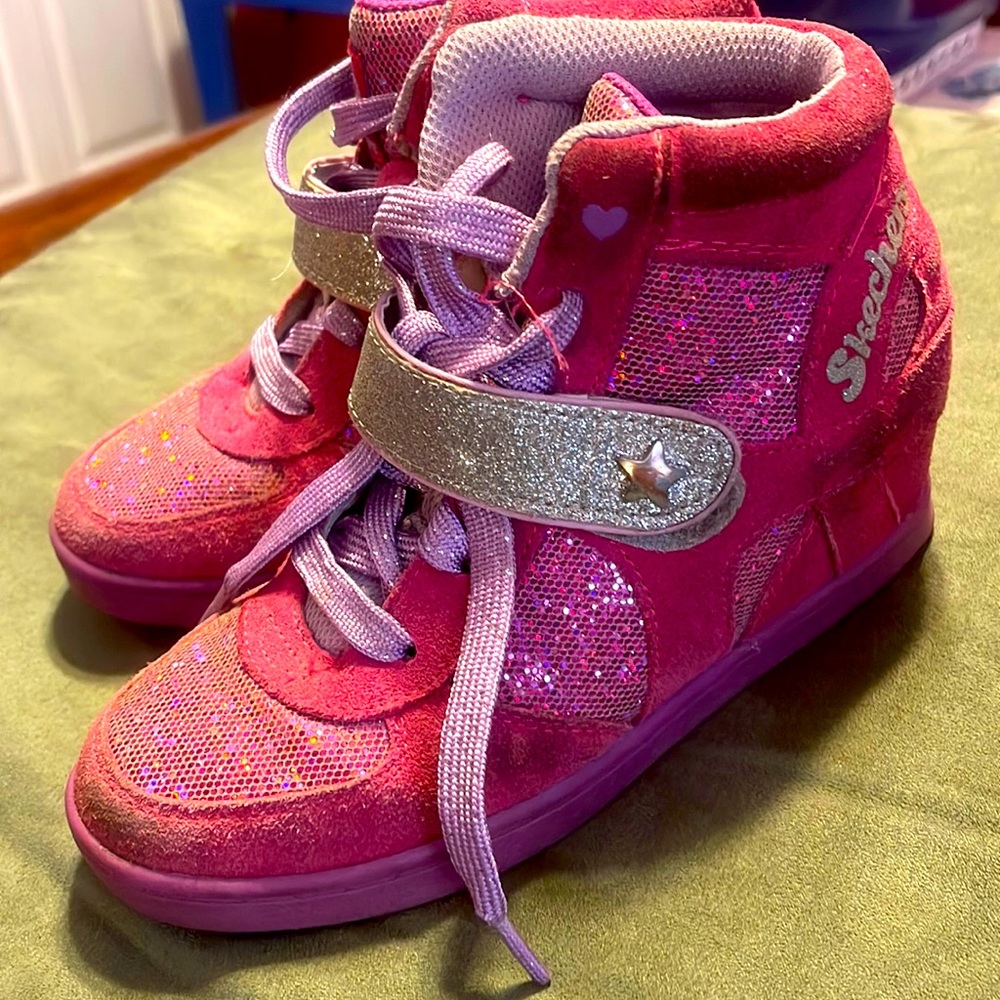 Skechers wedge sneaker